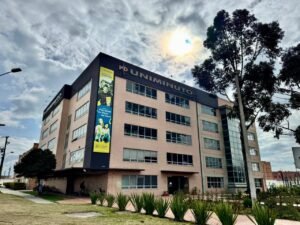 UNIMINUTO Soacha obtiene patente de inteligencia artificial para predecir desempeño académico en Colombia