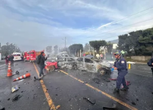 Grave accidente e incendio vehicular en el peaje de Casablanca deja víctimas mortales