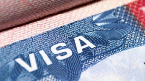 Trump prepara revocación de hasta 200.000 visas a extranjeros que solicitaron asilo en Estados Unidos